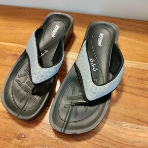 Women's Gray Sandles